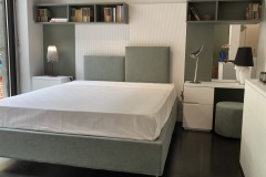 Letto  FRIZO con parete attrezzata su misura